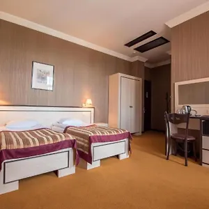 Rike Park Otel